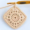 Patron crochet PDF – Sac tote granny à fleurs en losange (français, 20 pages)
