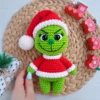Patron Grinch au Crochet PDF – 4 Langues | Amigurumi Noël